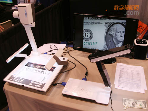 华银HY-320B/HY-95B视频展台亮相Infocomm