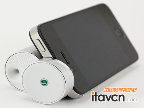 Sony Ericsson新推多媒体迷你手机音箱