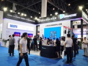 展会现场人潮涌动